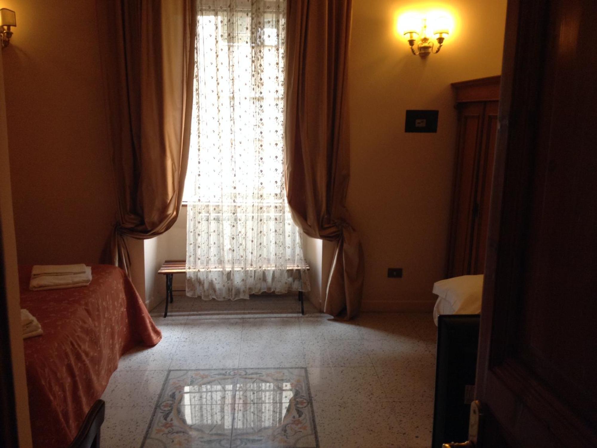 Maison De Marta Roma Phòng bức ảnh