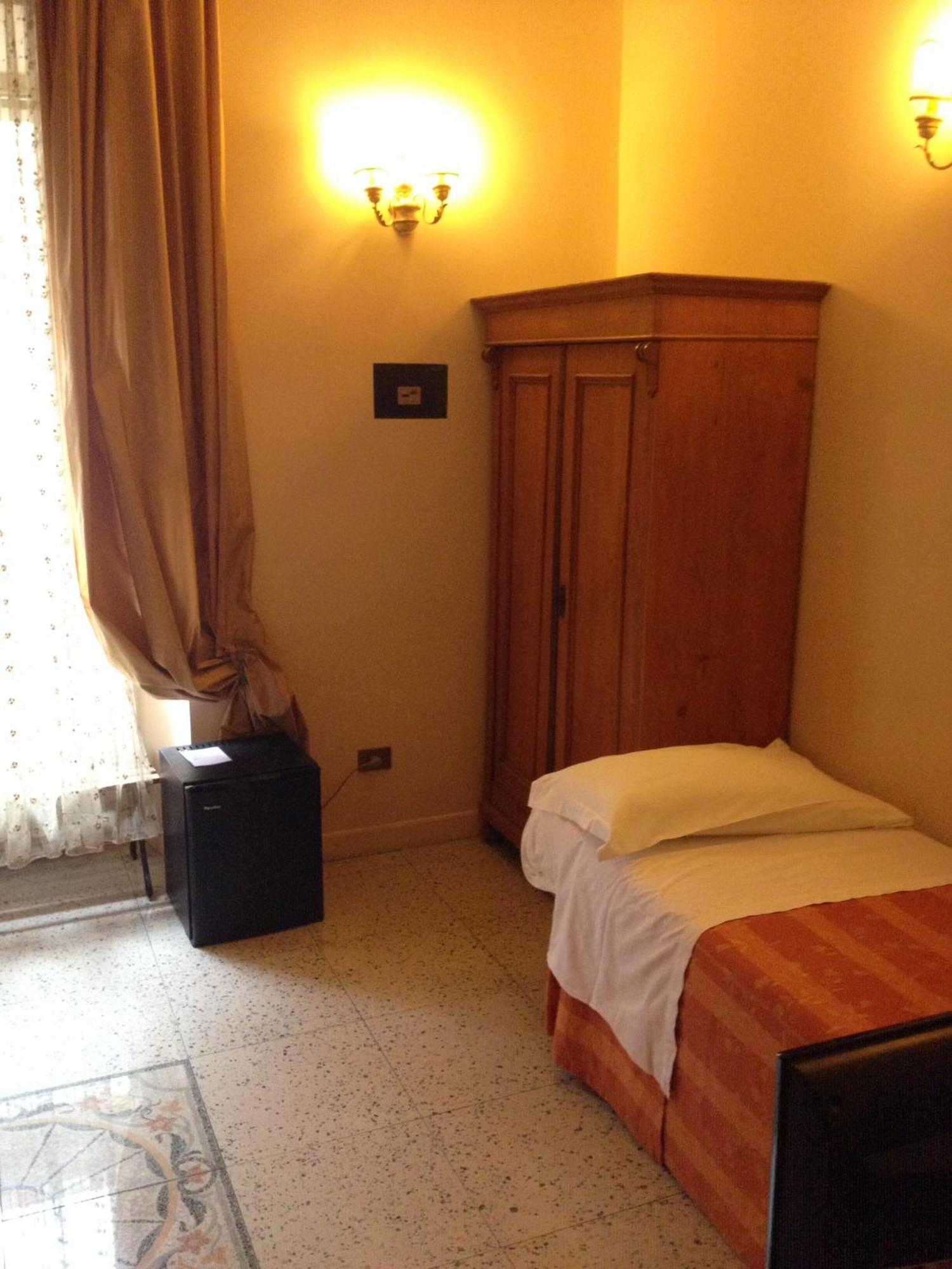 Maison De Marta Roma Phòng bức ảnh