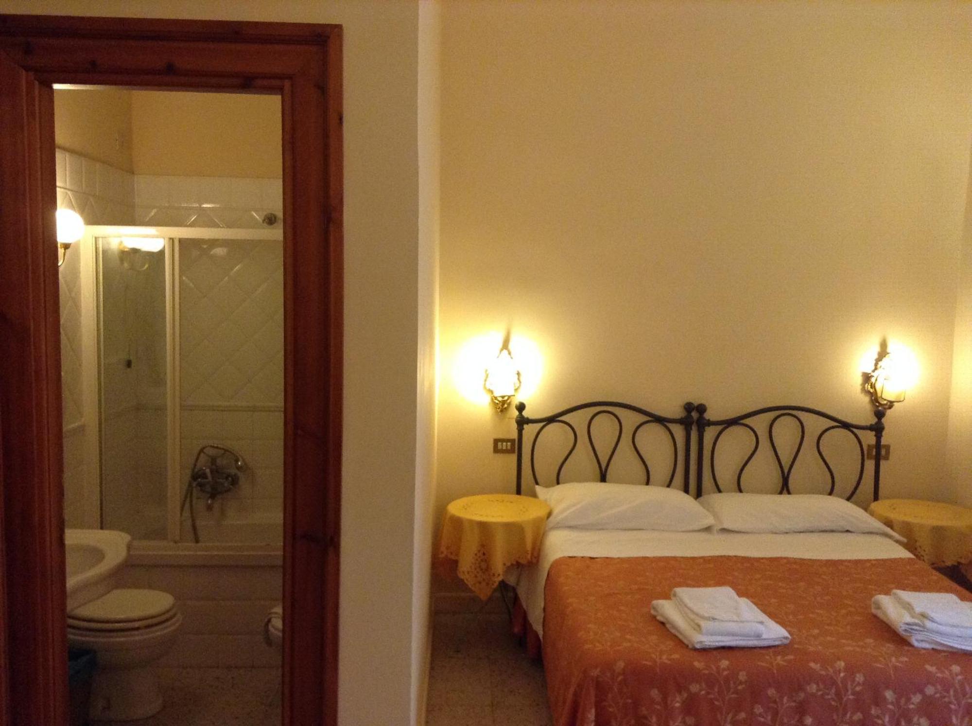 Maison De Marta Roma Phòng bức ảnh