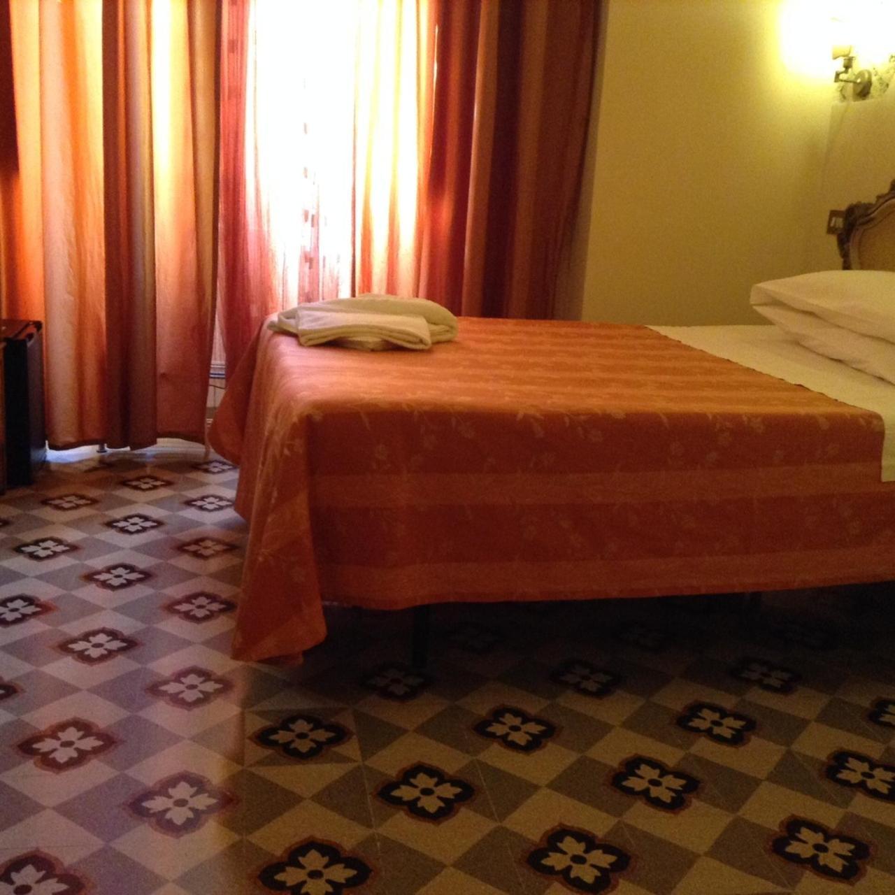 Maison De Marta Roma Phòng bức ảnh