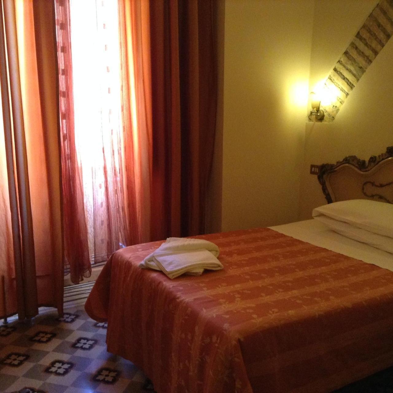 Maison De Marta Roma Phòng bức ảnh